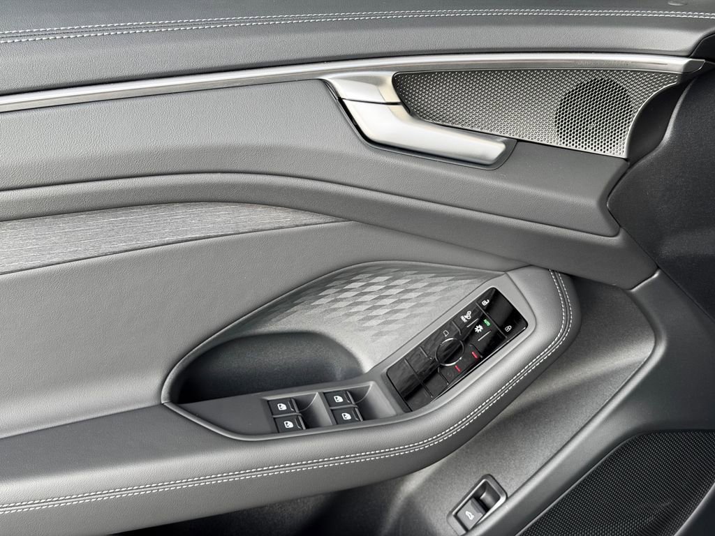 New 2026 Audi A6 Premium Plus AWD/4WD image 22