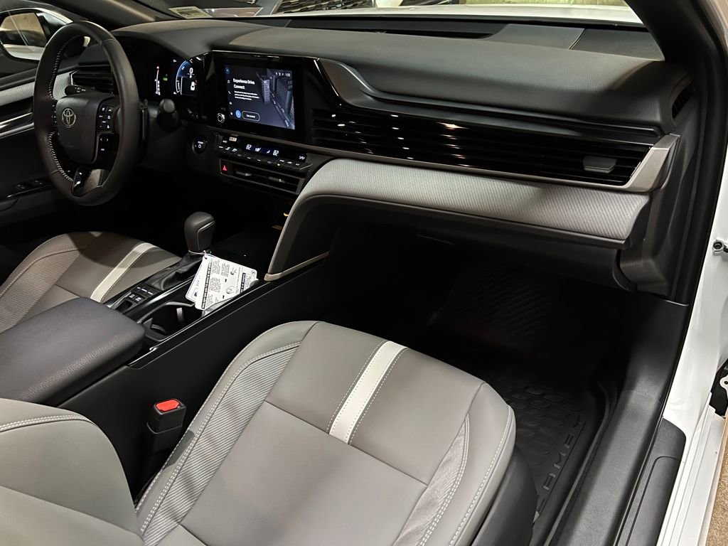 New 2026 Toyota Camry SE image 18