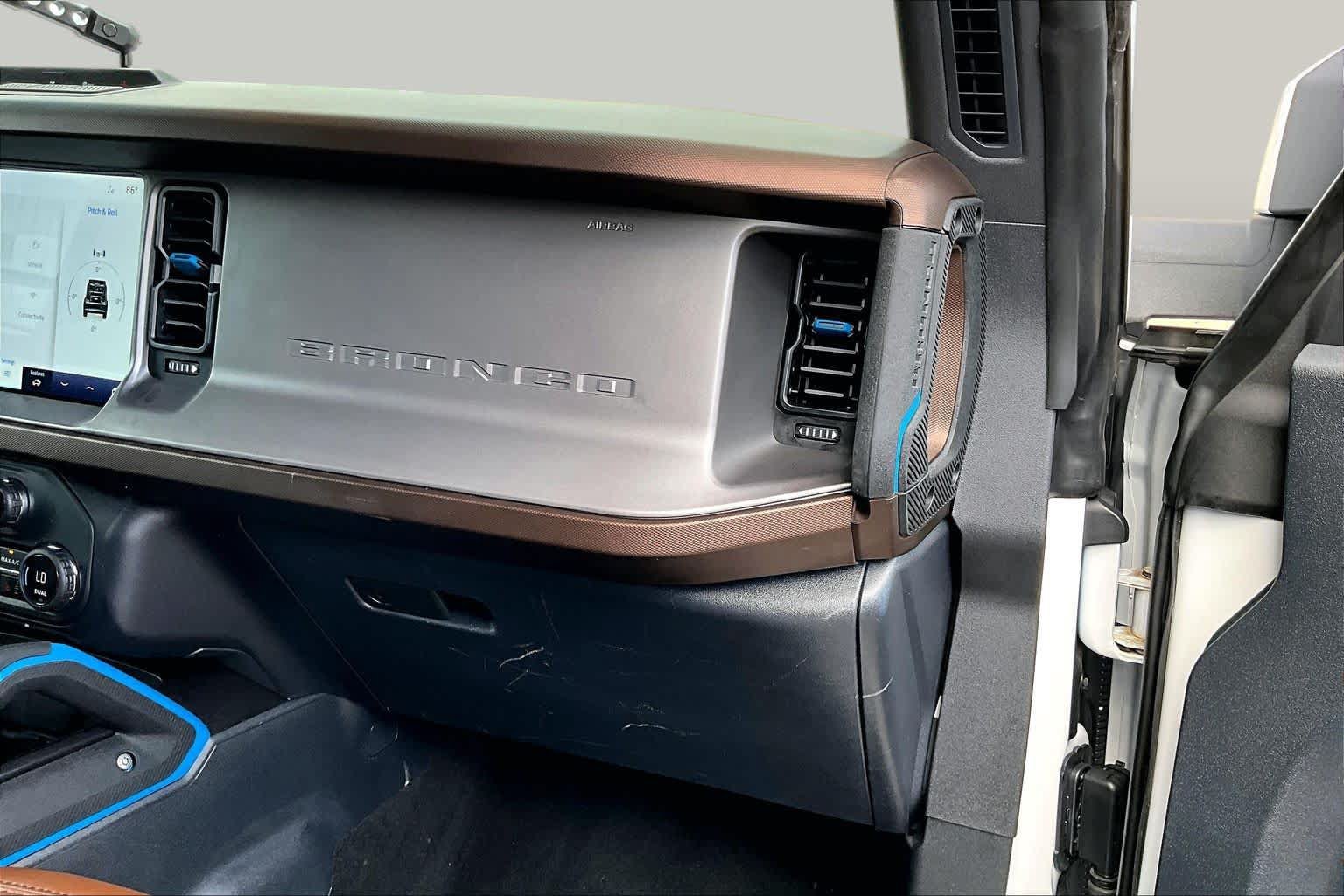 Used 2023 Ford Bronco Outer Banks AWD/4WD image 19