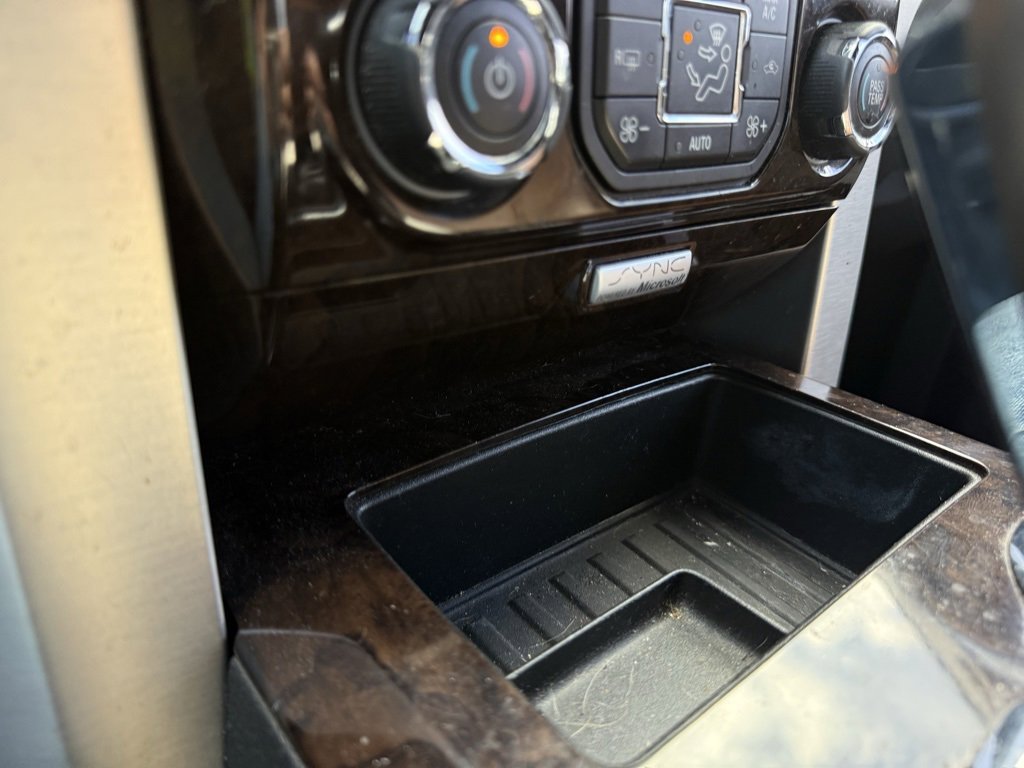 Used 2014 Ford F150 Platinum image 18