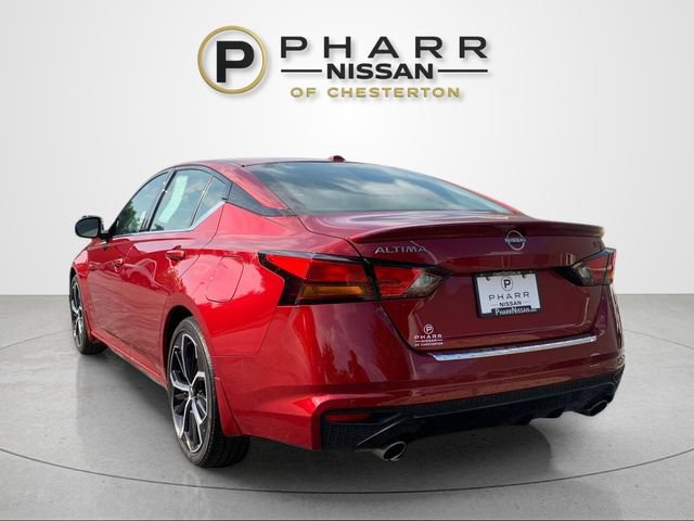 Used 2023 Nissan Altima 2.5 SR w/ SR Premium Package FWD image 3