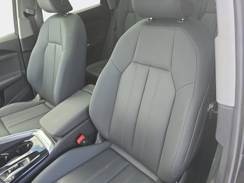 Certified 2025 Audi Q5 Premium w/ Convenience Package AWD/4WD image 20