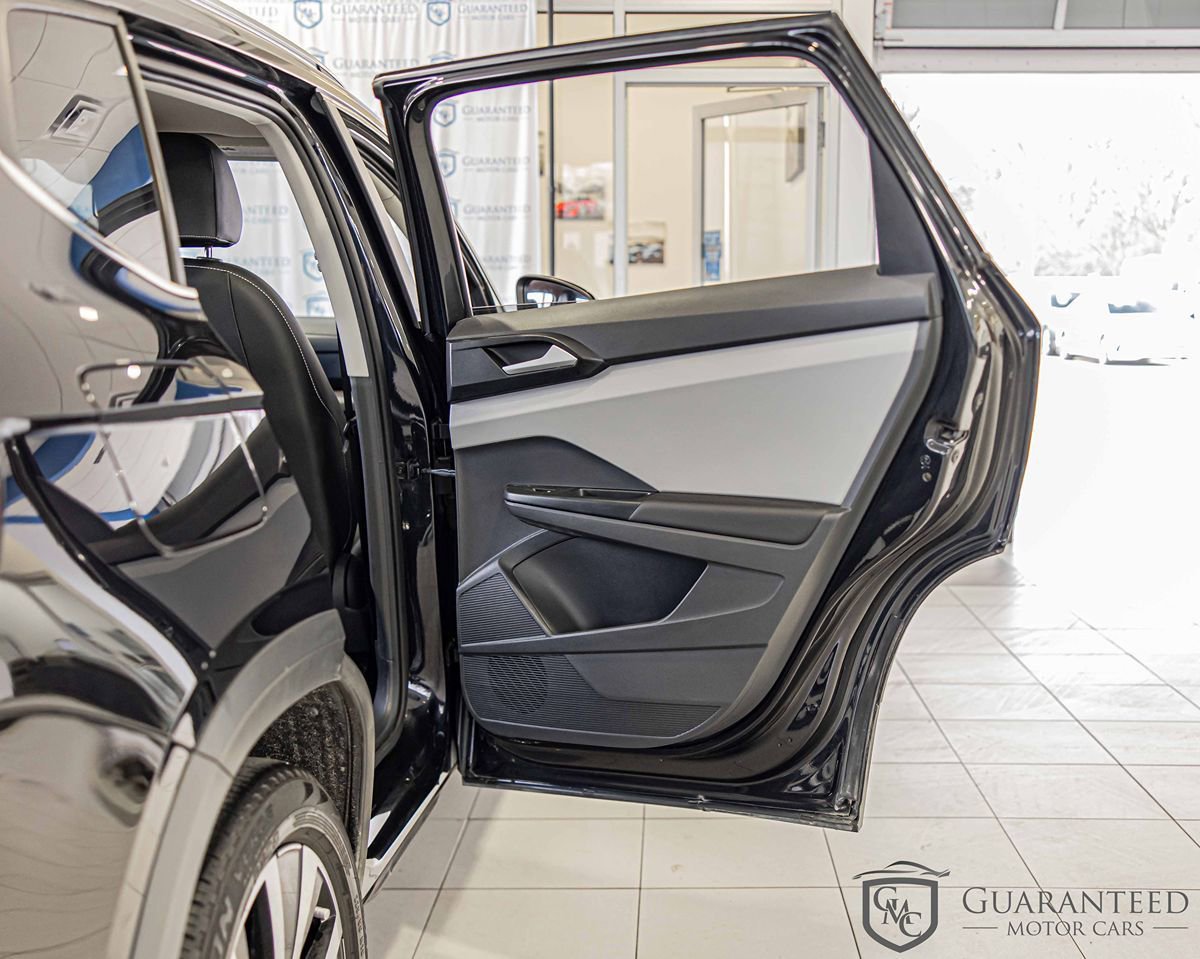 Used 2022 Volkswagen Taos SE image 36