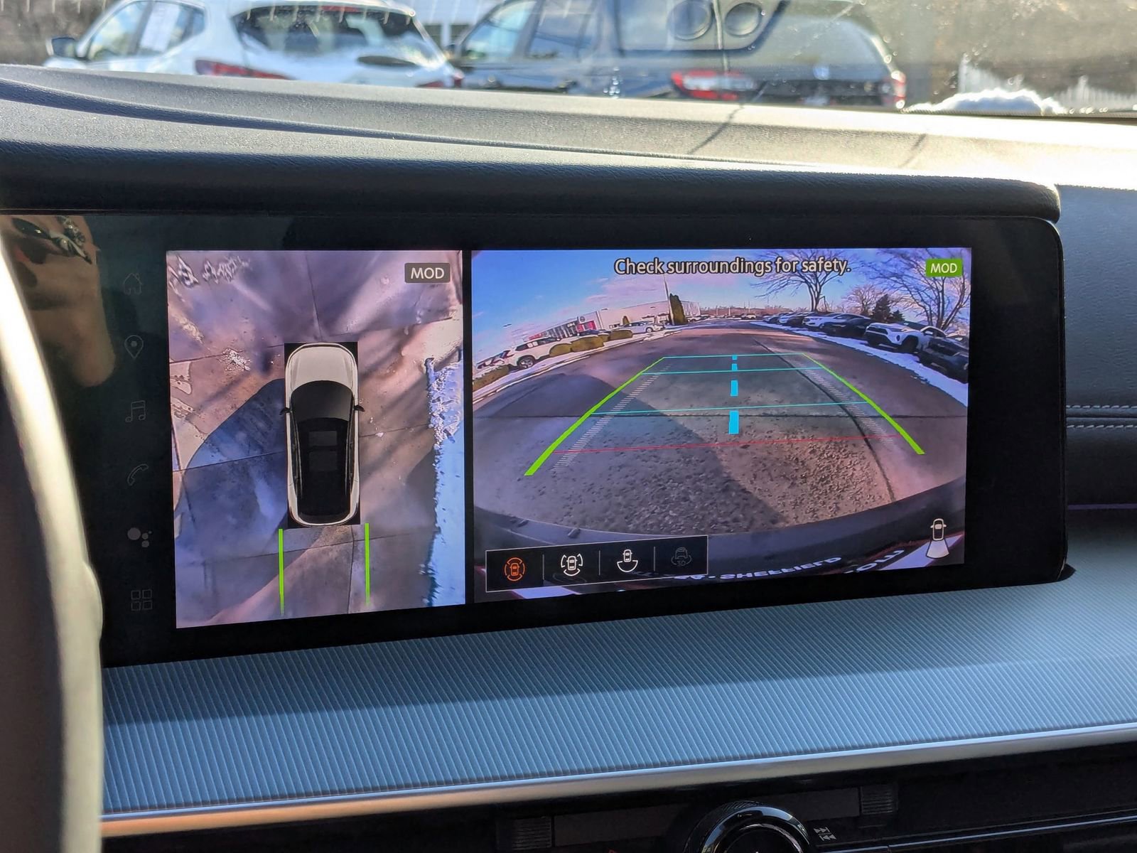 Used 2025 Nissan Murano SL image 21