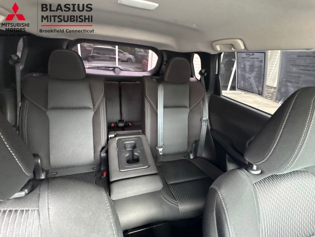 Used 2022 Mitsubishi Outlander ES AWD/4WD image 46