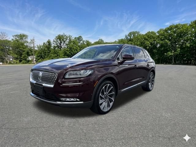 Used 2023 Lincoln Nautilus Reserve w/ Equipment Group 202A AWD/4WD image 4
