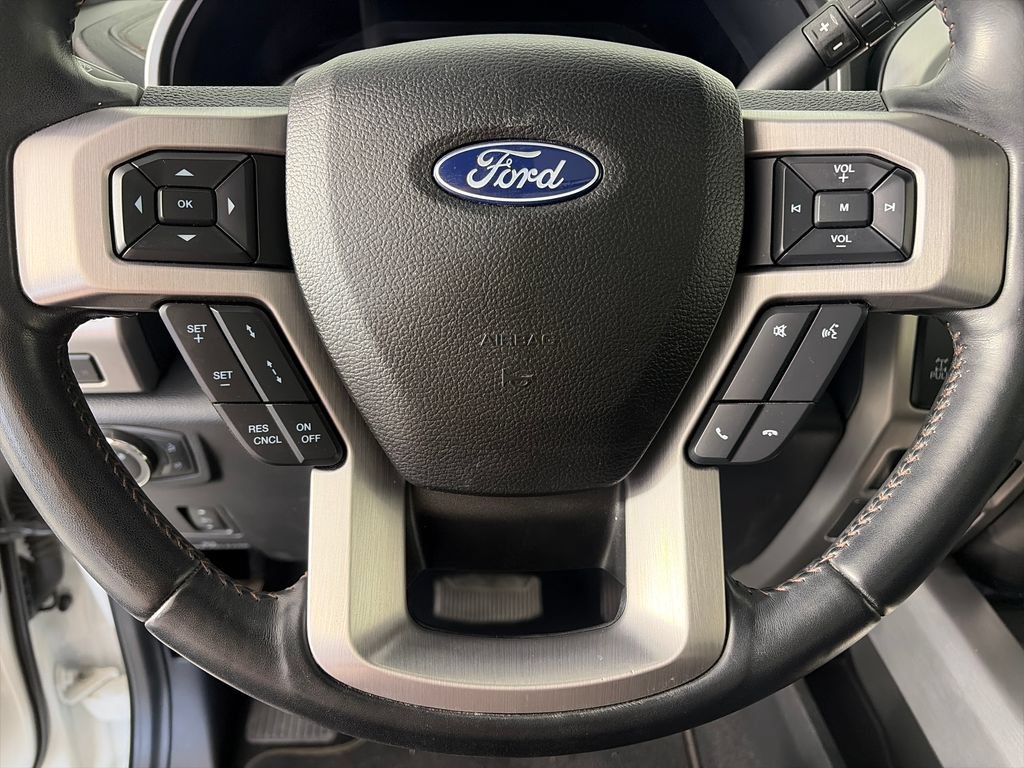 Certified 2020 Ford F250 Platinum w/ FX4 Off-Road Package AWD/4WD image 16