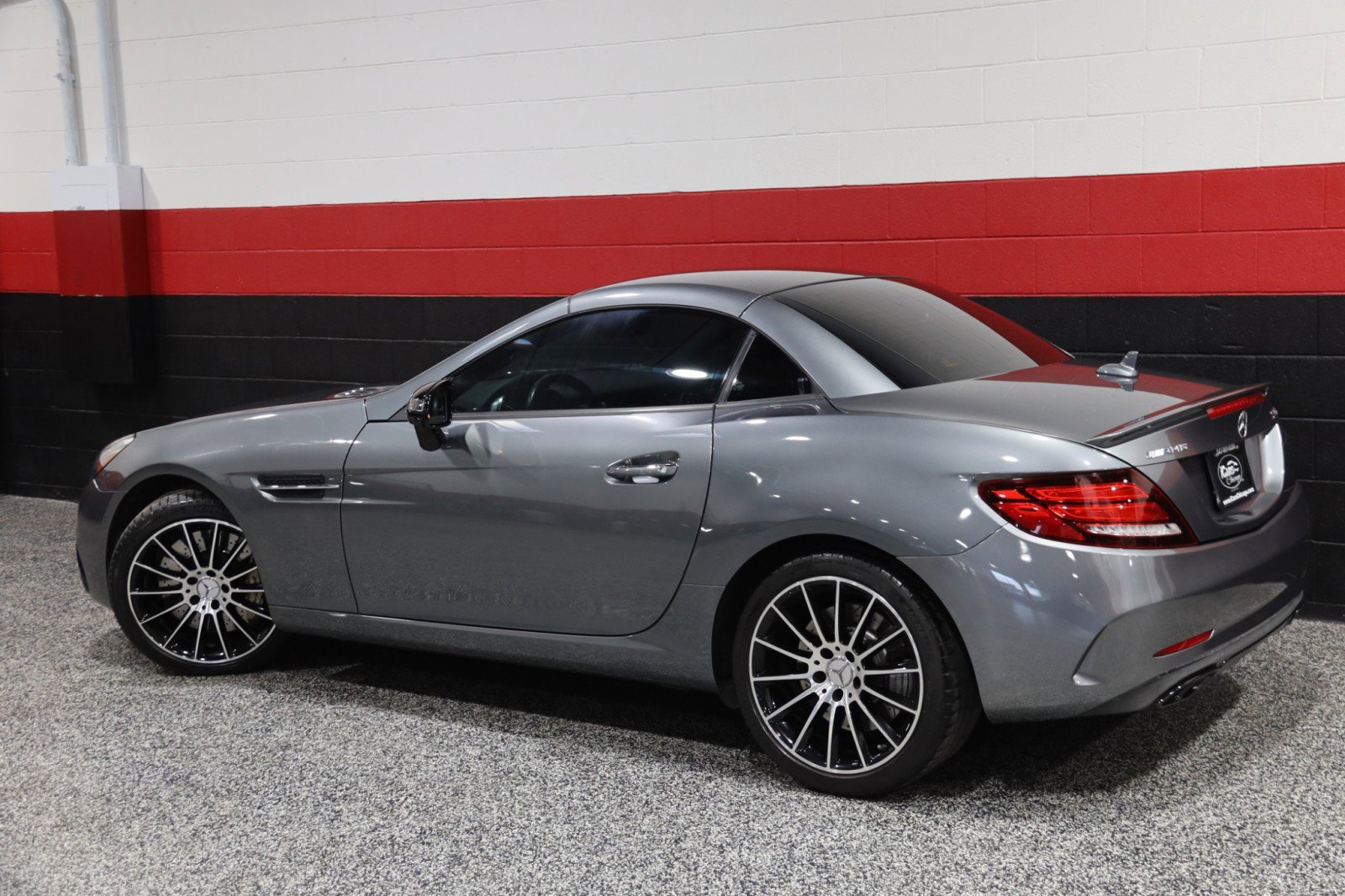 Used 2017 Mercedes-Benz SLC 43 AMG image 25