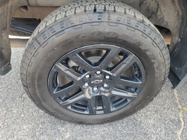 Used 2025 Chevrolet Silverado 1500 RST AWD/4WD image 17