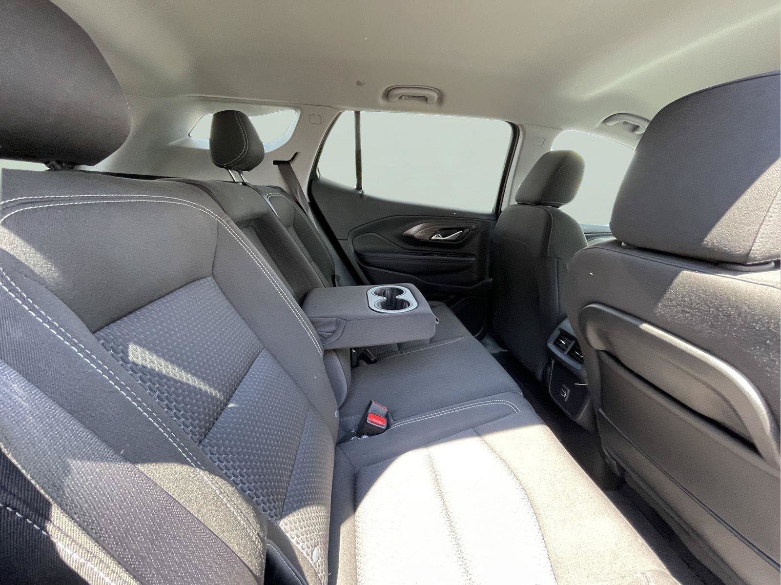 Used 2023 GMC Terrain SLE w/ Driver Convenience Package AWD/4WD image 19