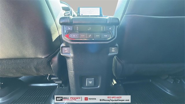 Used 2024 Toyota Grand Highlander Limited image 14