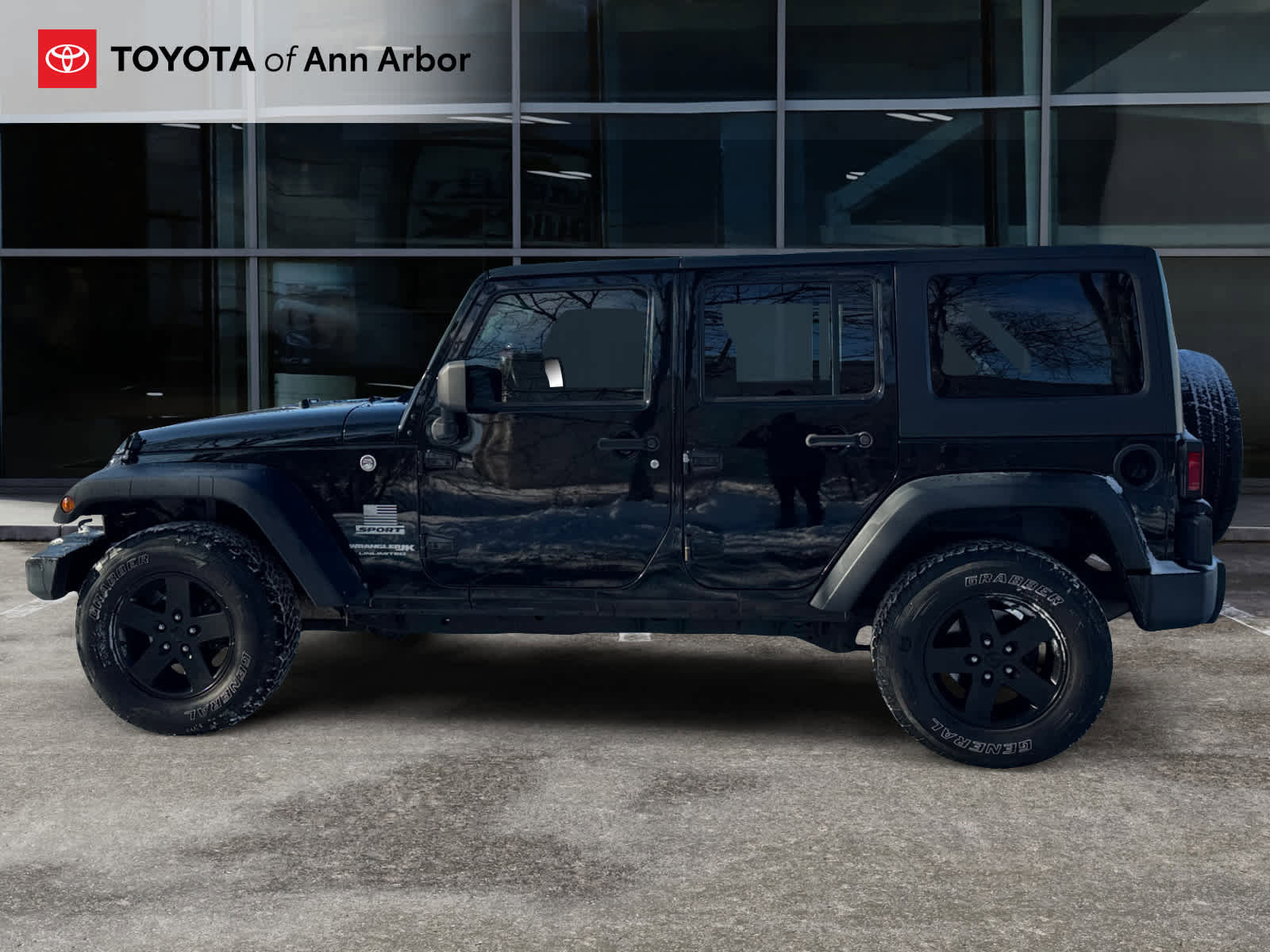 Used 2018 Jeep Wrangler Unlimited Sport w/ Dual Top Group image 7