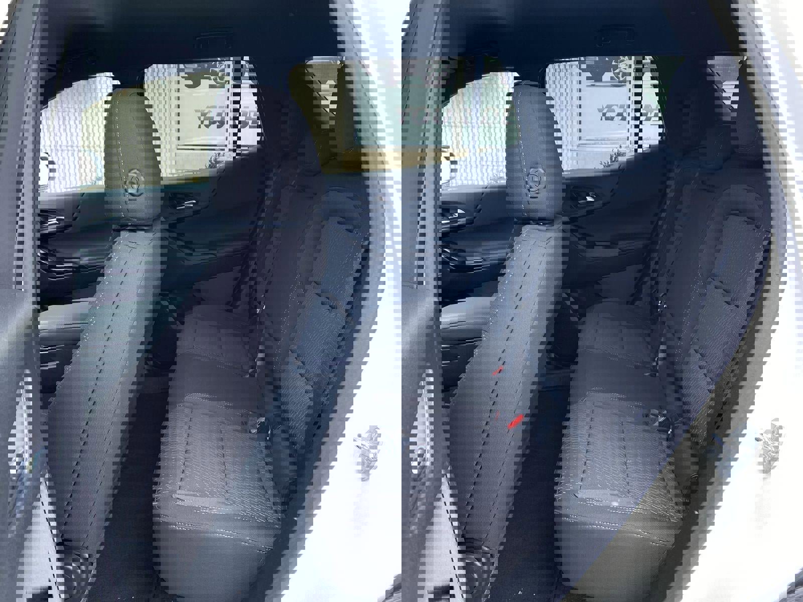 Certified 2025 Chevrolet Equinox LT image 17