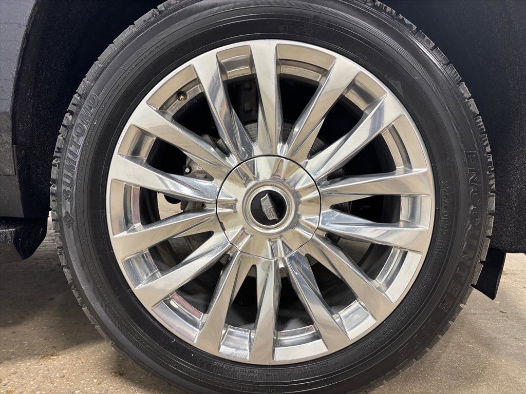 Used 2023 Cadillac Escalade Premium Luxury image 11