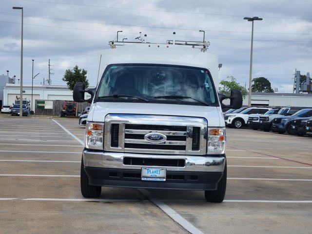 Used 2023 Ford E-350 and Econoline 350 Super Duty w/ Power Windows & Locks Group RWD image 2