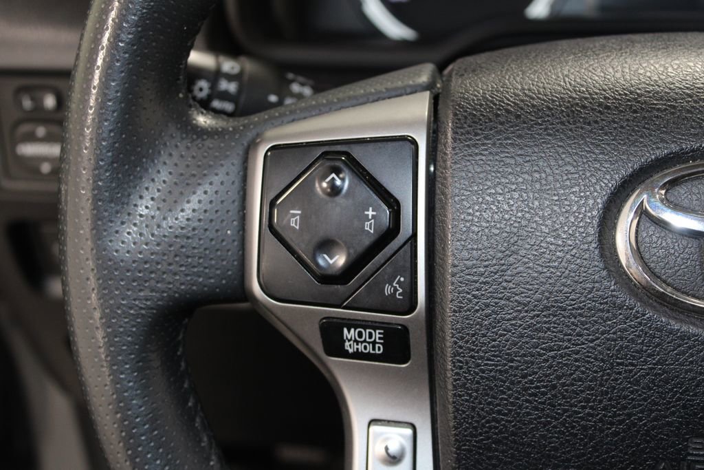 Used 2022 Toyota 4Runner Limited image 38