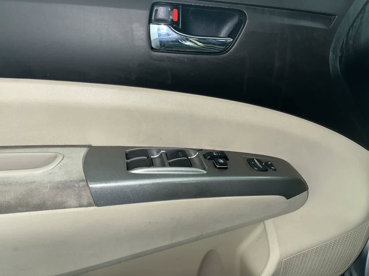 Used 2005 Toyota Prius FWD image 13