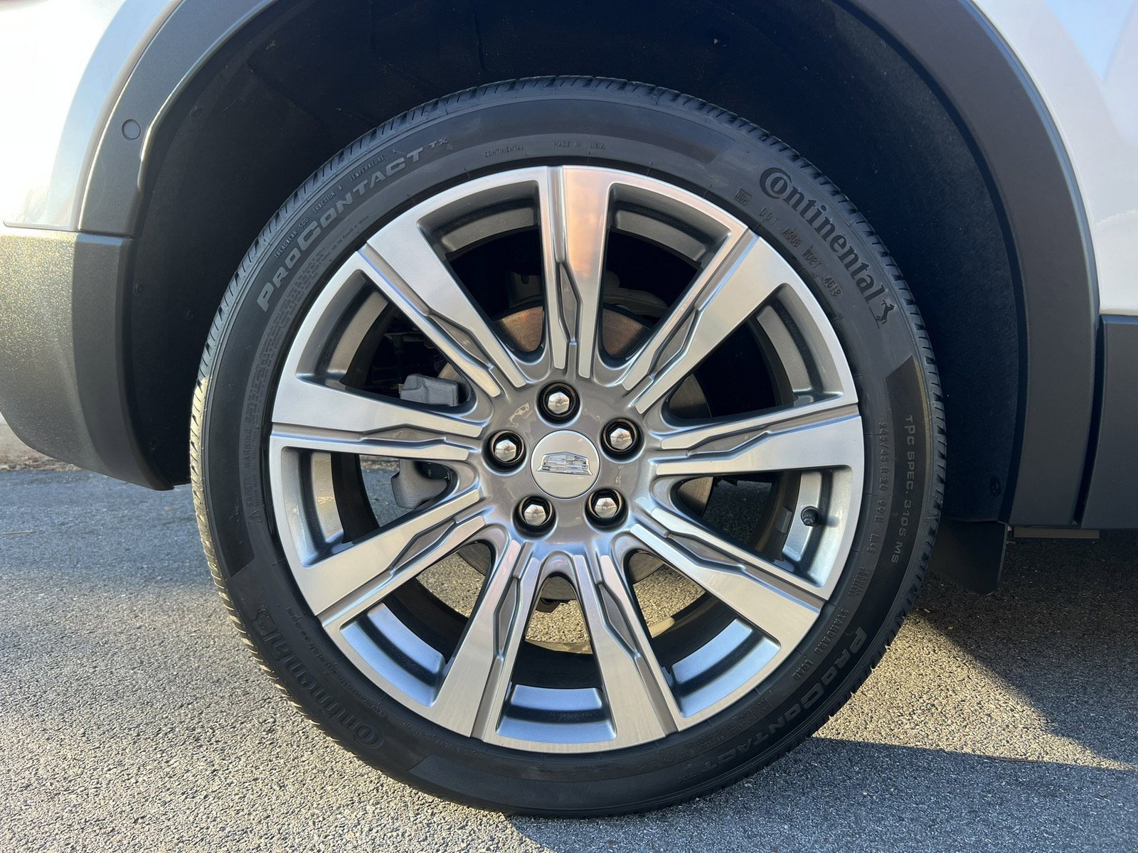 Used 2019 Cadillac XT4 Premium Luxury AWD/4WD image 95