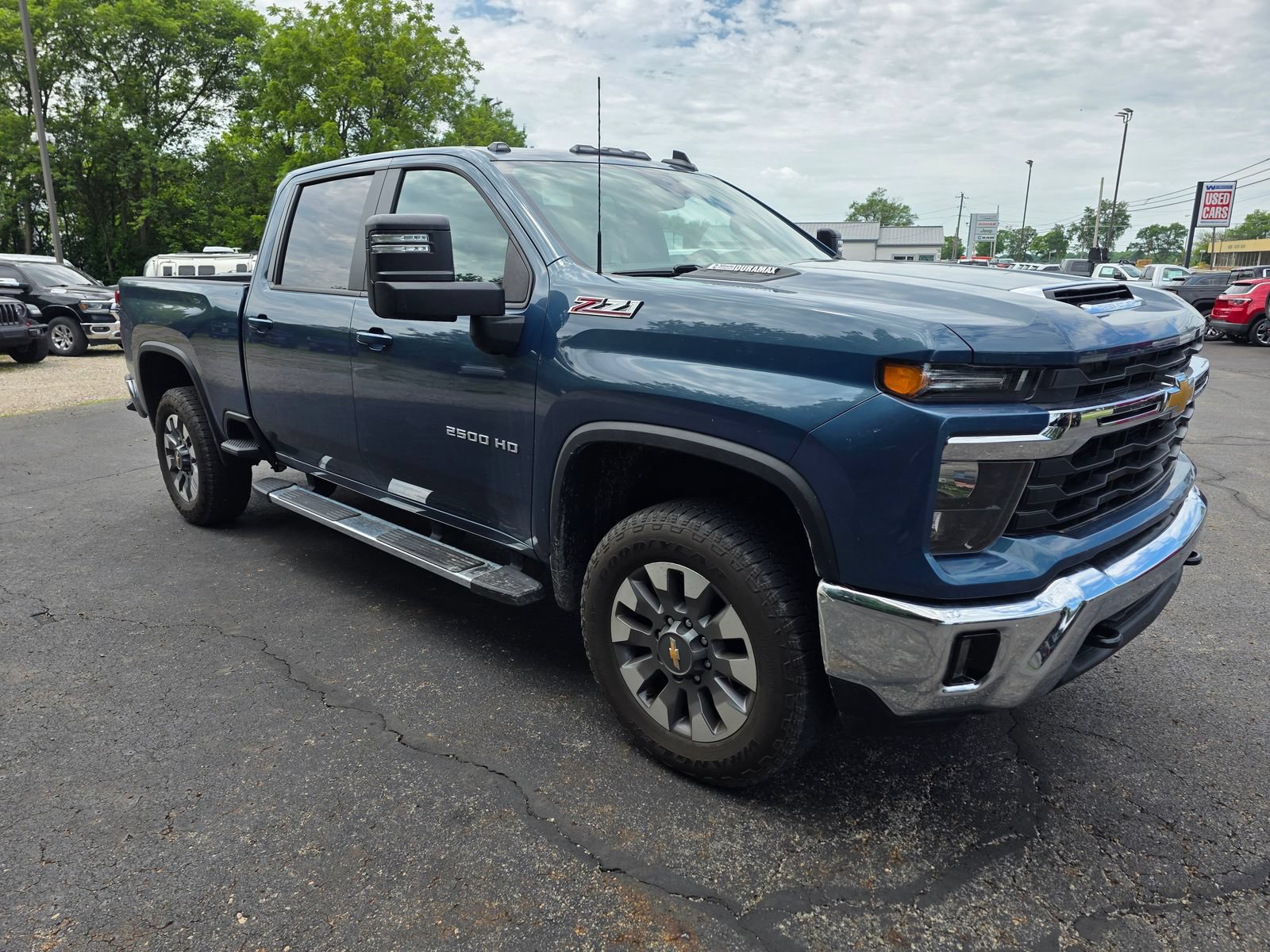 Used 2024 Chevrolet Silverado 2500 LT w/ All Star Edition AWD/4WD image 6