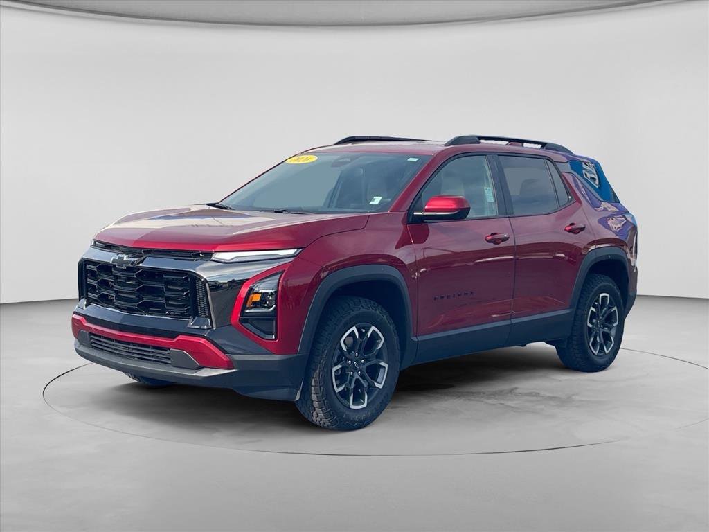 Used 2026 Chevrolet Equinox ACTIV w/ Convenience Package III FWD image 3