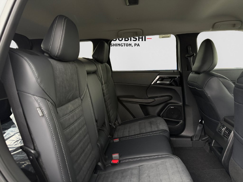 New 2026 Mitsubishi Outlander SE AWD/4WD image 14