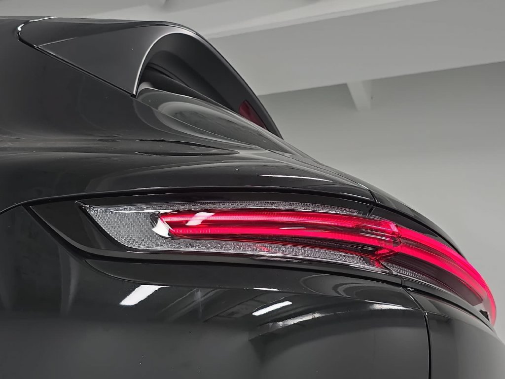 Certified 2026 Porsche Cayenne AWD/4WD image 30