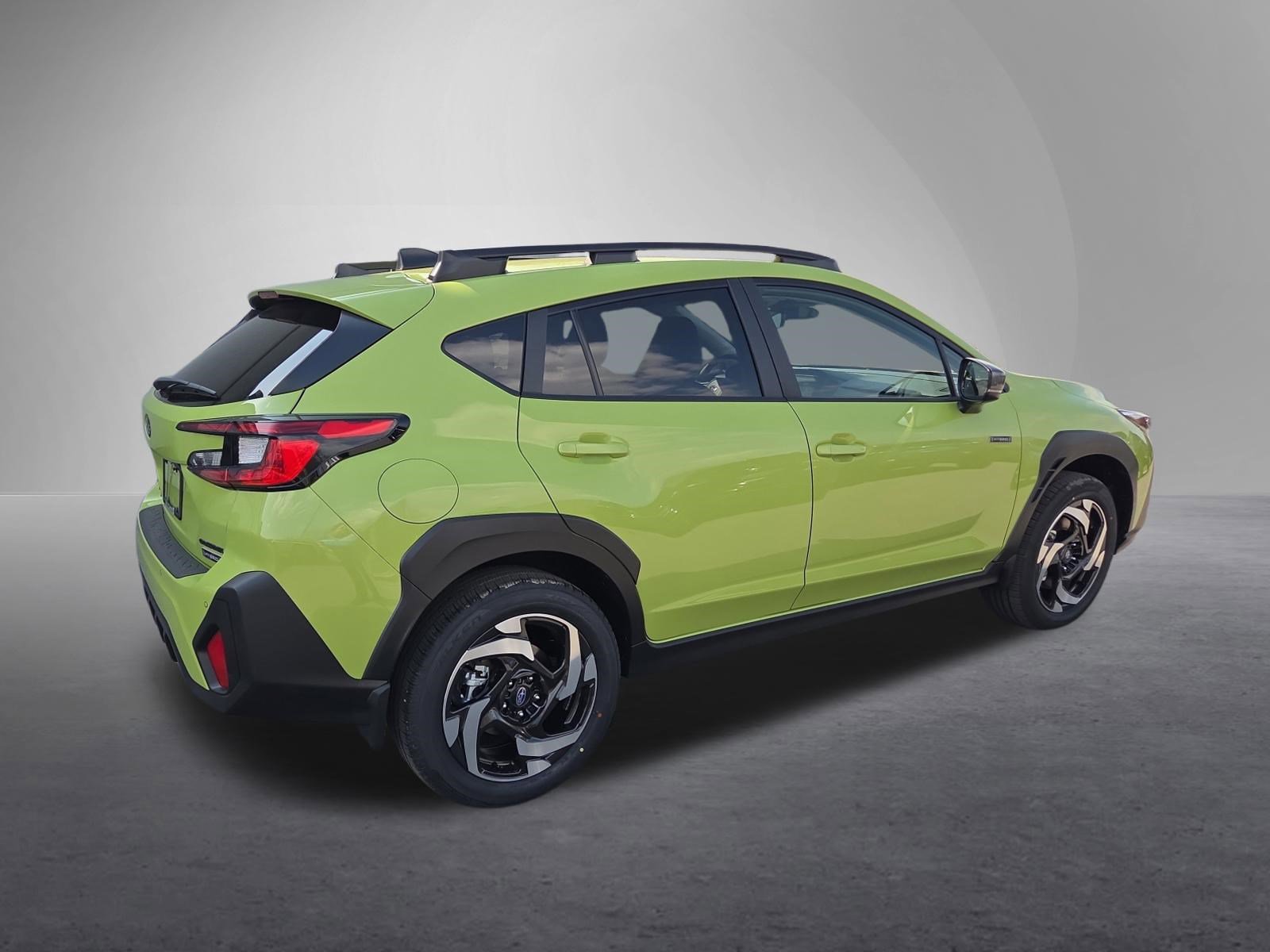 Used 2026 Subaru Crosstrek 2.5i Limited AWD/4WD image 3