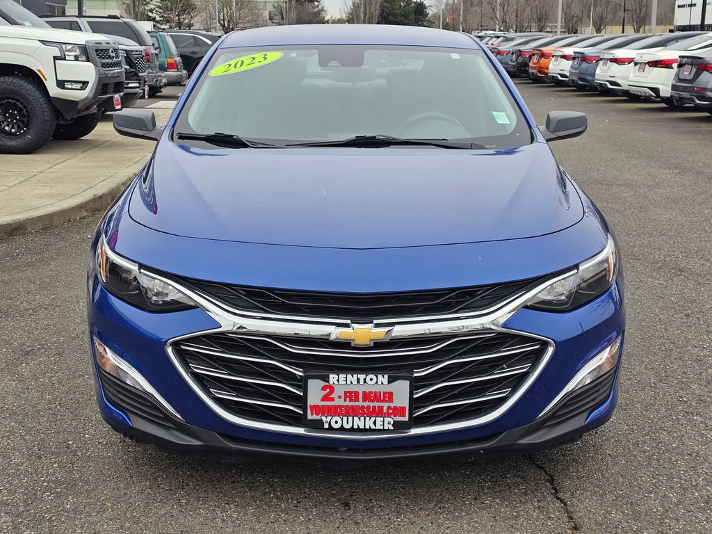 Used 2023 Chevrolet Malibu LS image 2