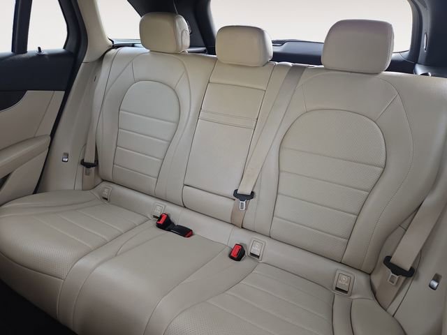 Used 2018 Mercedes-Benz GLC 300 image 13