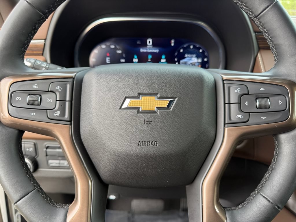 Used 2024 Chevrolet Tahoe High Country AWD/4WD image 22