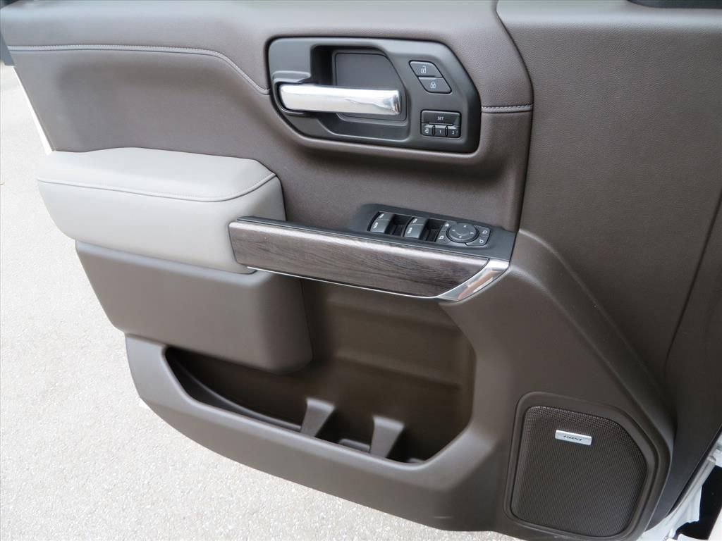 Used 2022 Chevrolet Silverado 1500 LTZ w/ LTZ Convenience Package II image 27