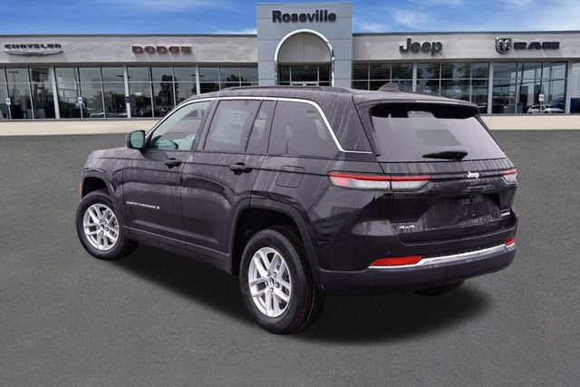 New 2025 Jeep Grand Cherokee Laredo X w/ Luxury Tech Group I AWD/4WD image 5