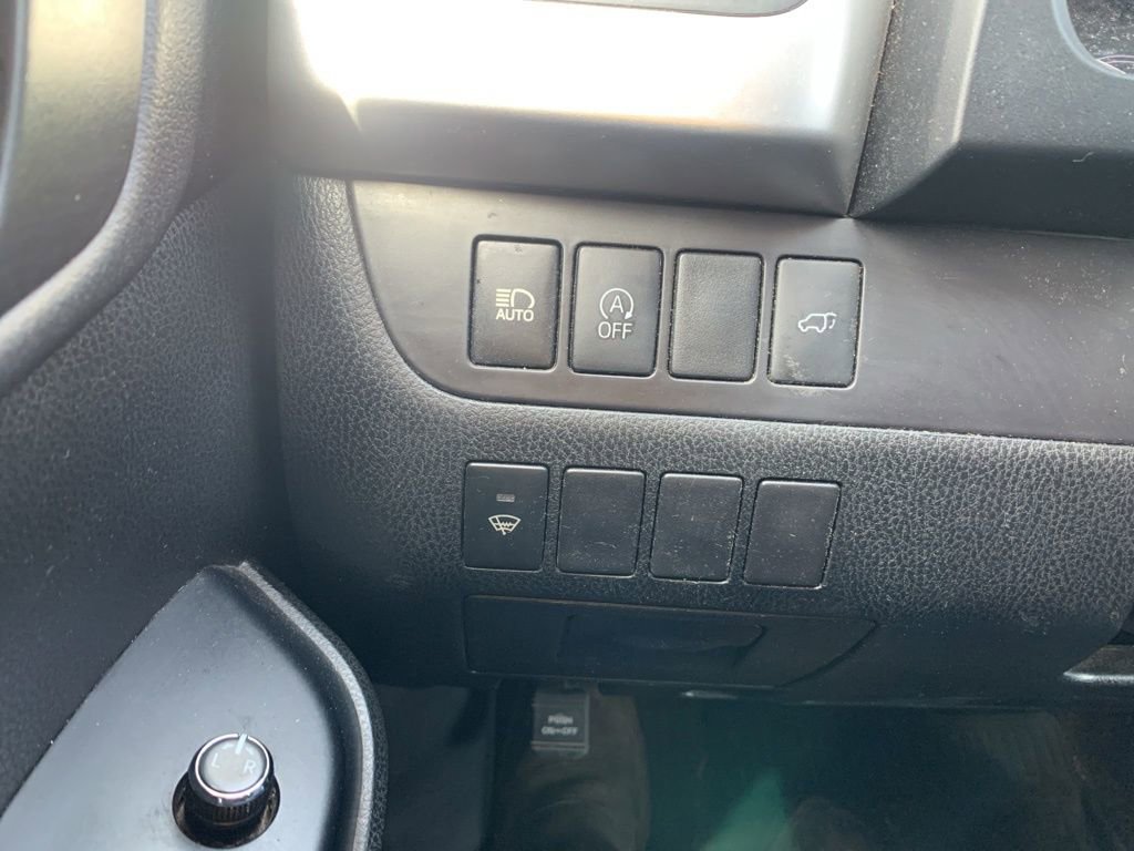 Used 2018 Toyota Highlander XLE image 13