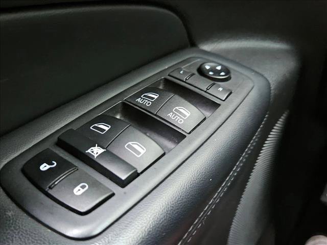 Used 2020 Jeep Grand Cherokee Altitude RWD image 19