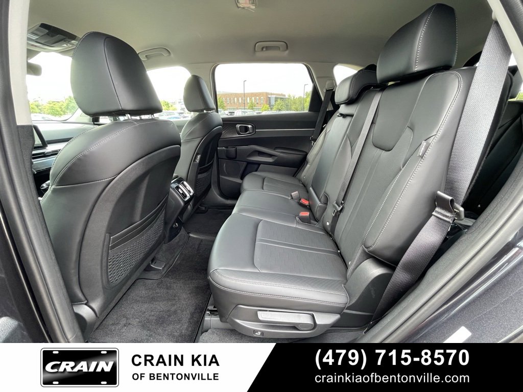 New 2025 Kia Sorento S image 25