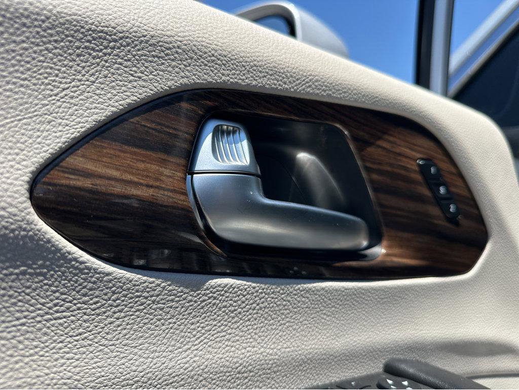 Used 2022 Chrysler Pacifica Limited image 35
