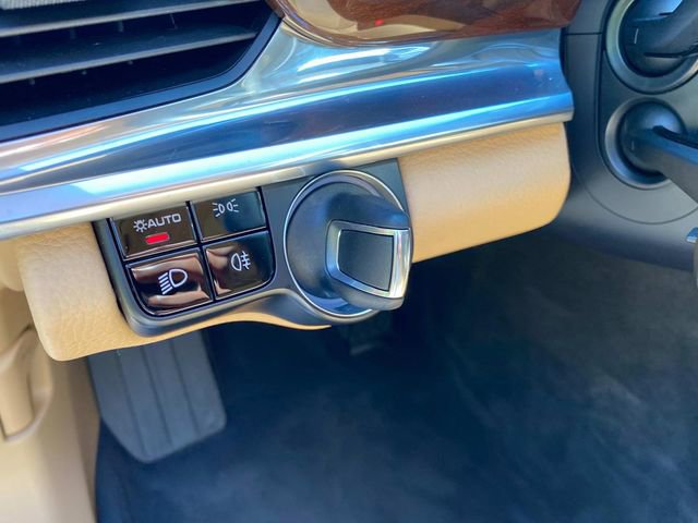 Used 2019 Porsche Panamera image 16