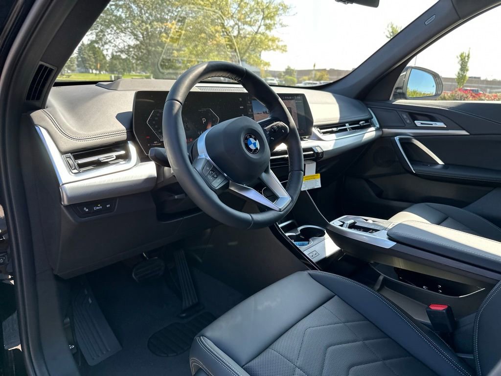 New 2026 BMW X1 xDrive28i w/ Technology Package AWD/4WD image 17