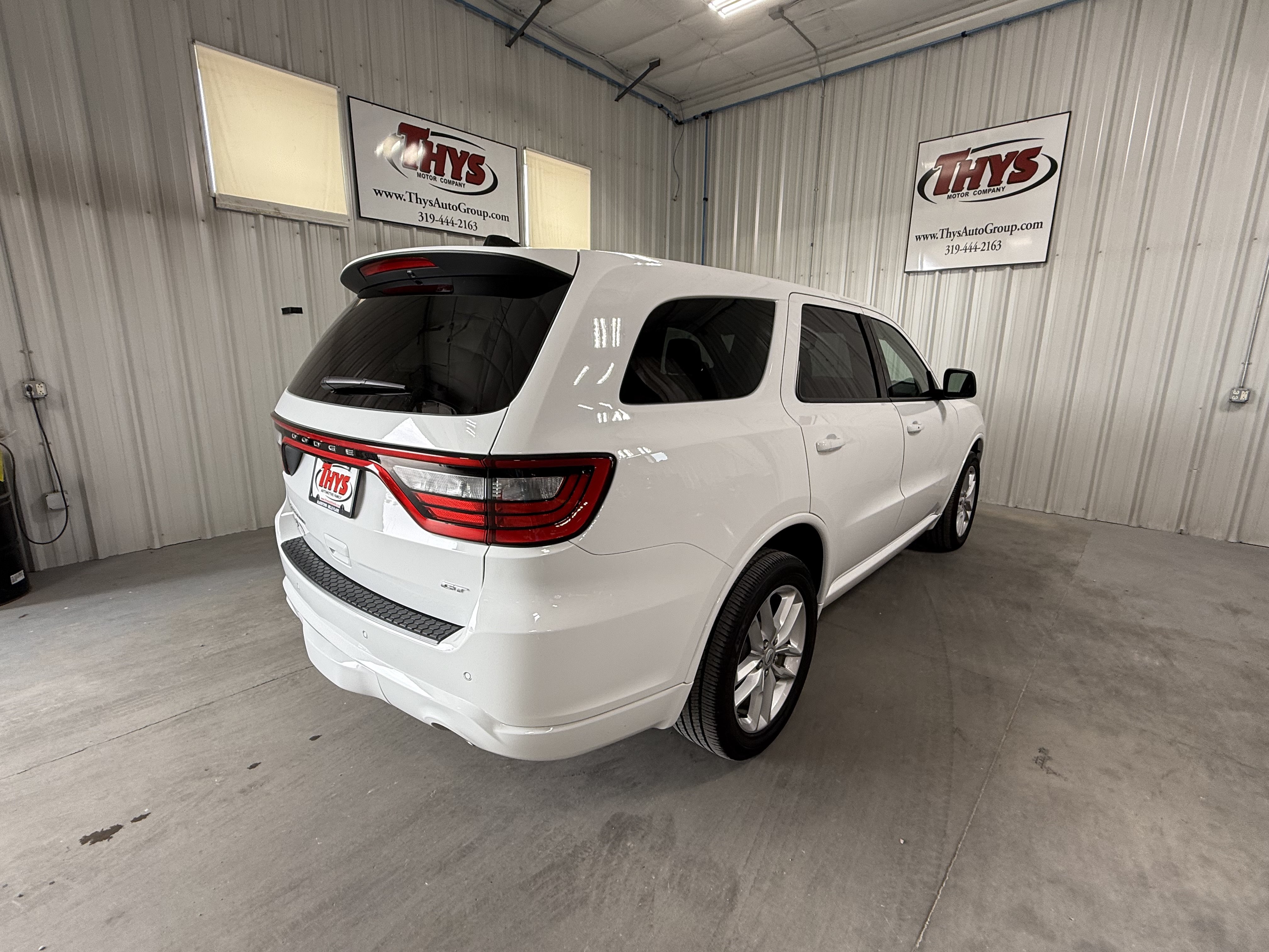 Used 2025 Dodge Durango GT w/ Trailer Tow Group IV AWD/4WD image 3