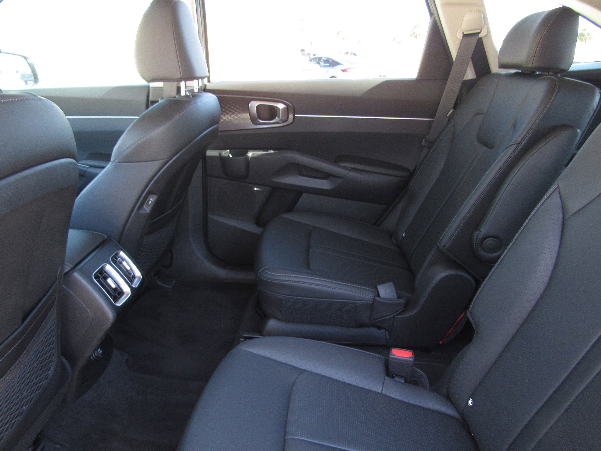 Used 2026 Kia Sorento EX w/ EX Premium Package FWD image 15