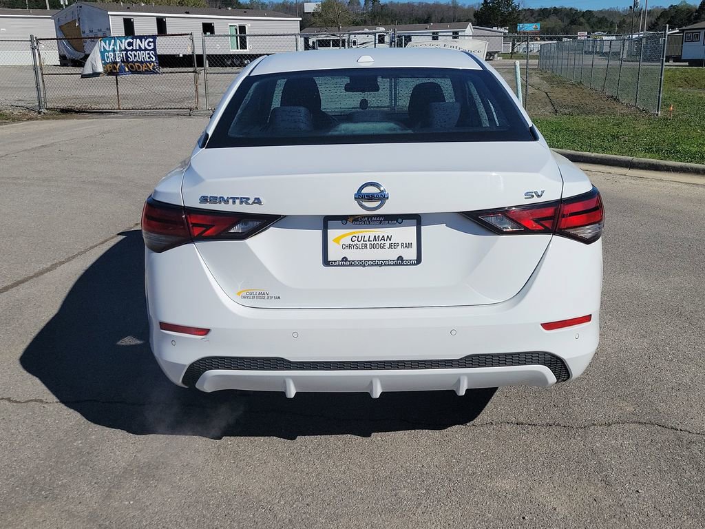 Used 2023 Nissan Sentra SV image 4