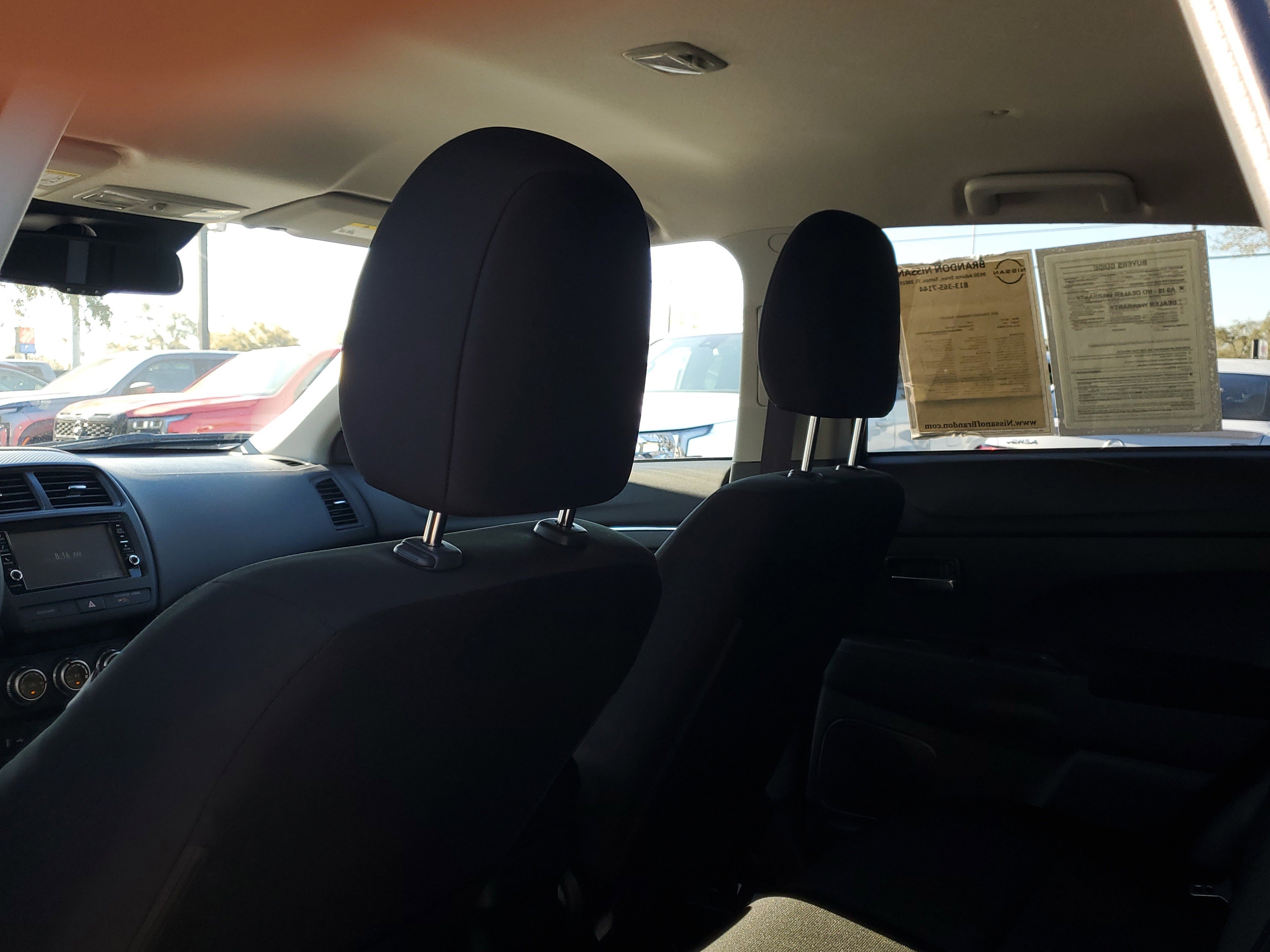 Used 2025 Mitsubishi Outlander Sport LE image 12