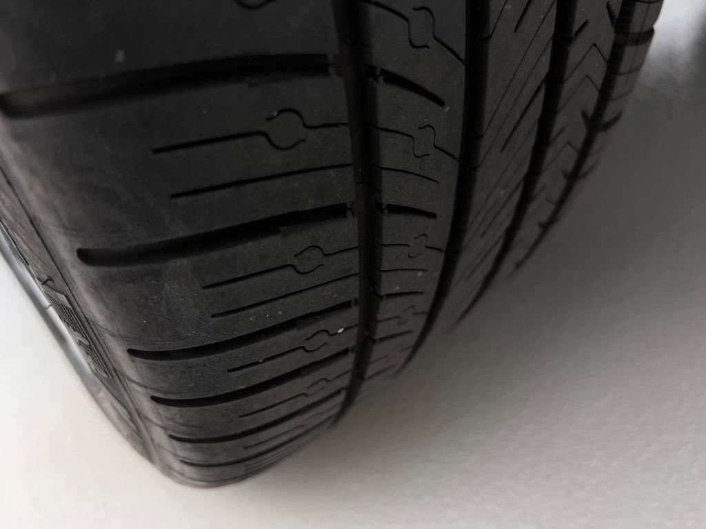 Used 2020 Volvo XC90 T6 Momentum w/ Protection Package image 37