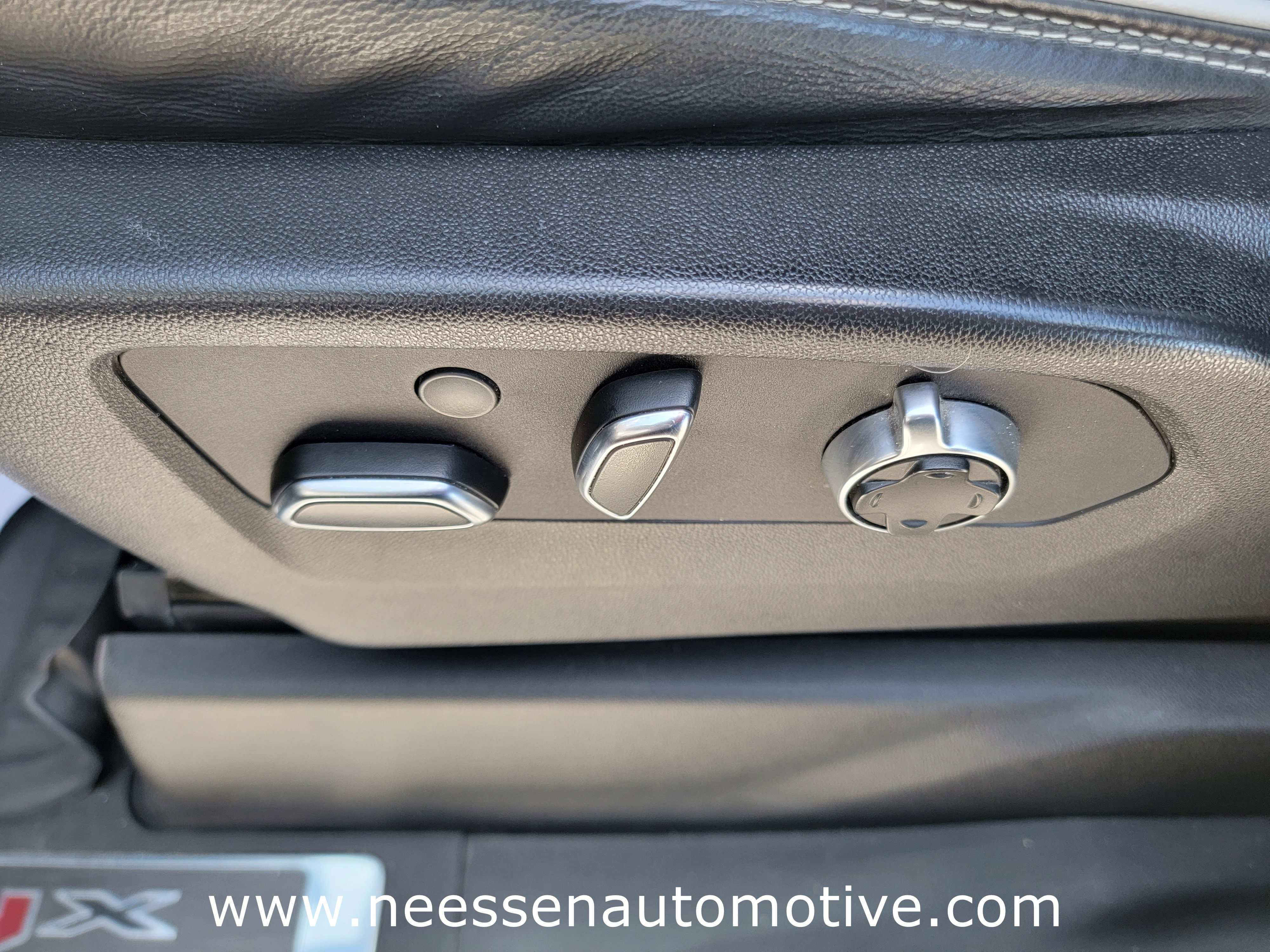 Used 2024 GMC Sierra 1500 AT4X image 15