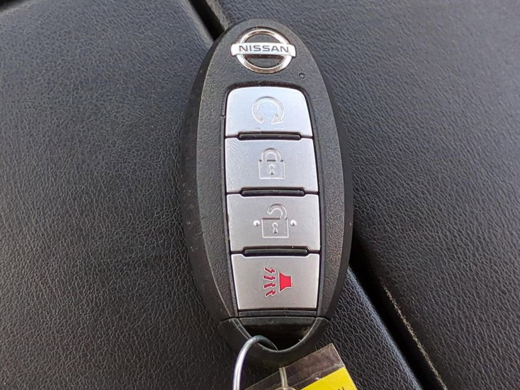 Used 2021 Nissan Rogue SV image 33