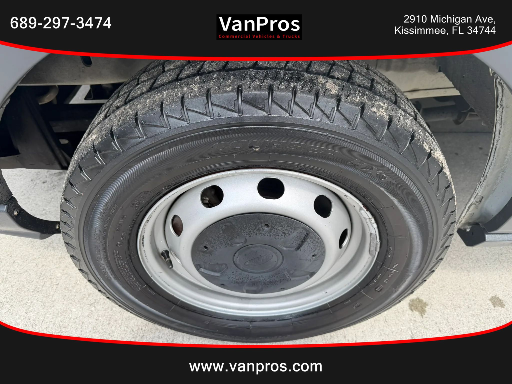 Used 2017 Ford Transit 250 130 Medium Roof RWD image 17