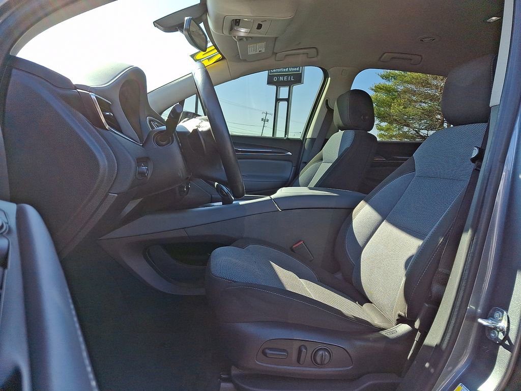 Certified 2020 Buick Enclave Preferred w/ LPO, Floor Liner Package image 12