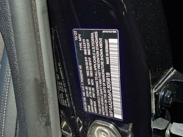 Certified 2023 Porsche Macan Turbo AWD/4WD image 29