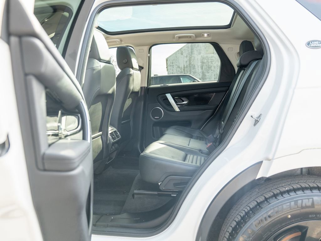 Certified 2025 Land Rover Discovery Sport S AWD/4WD image 33