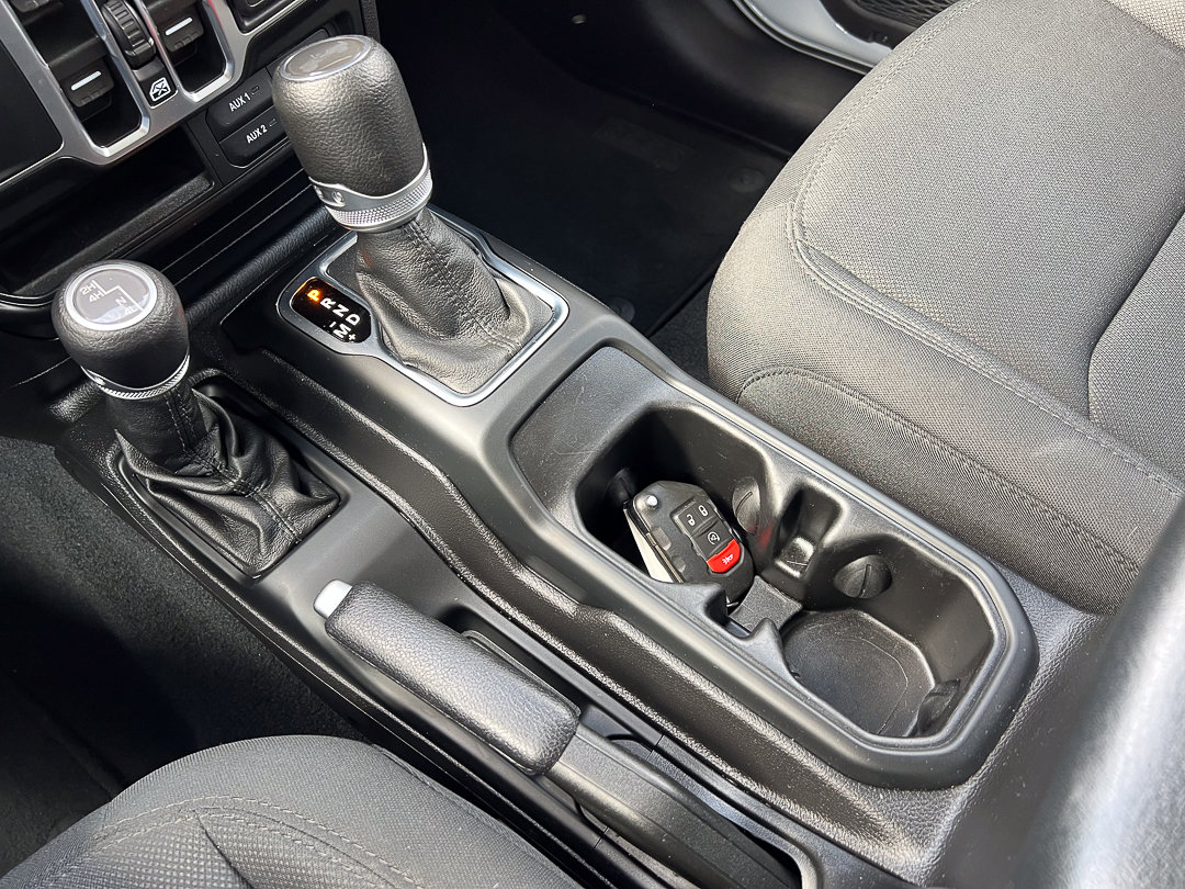 Used 2022 Jeep Wrangler Unlimited Sport AWD/4WD image 21